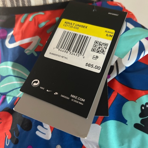 Nike run Tokyo poncho hoodie jacket. Running lightweight. Unisex s/m - Picture 3 of 8